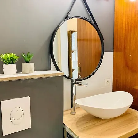 Apartament Tres Proche Mediacite - Centre
